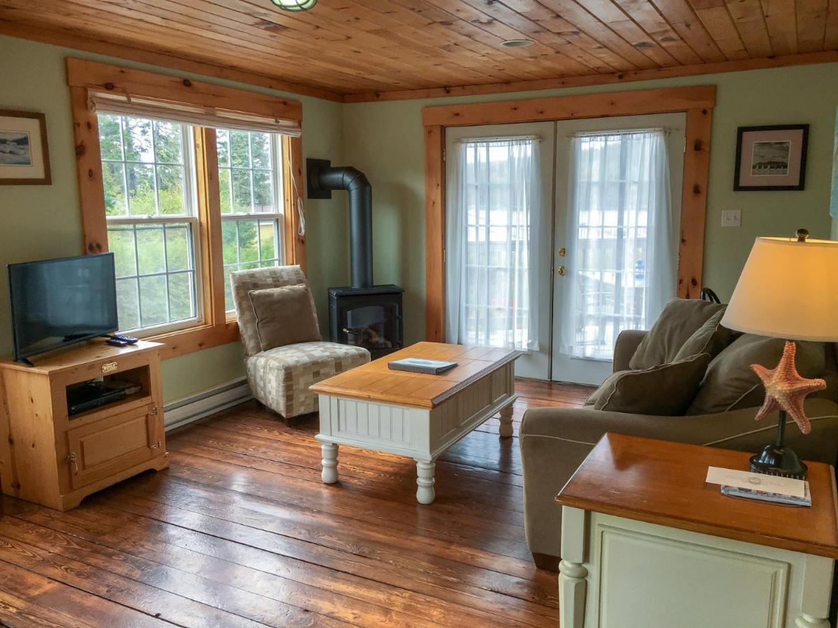 Larinda'S Landing Oceanfront Cottages Halifax Kültér fotó