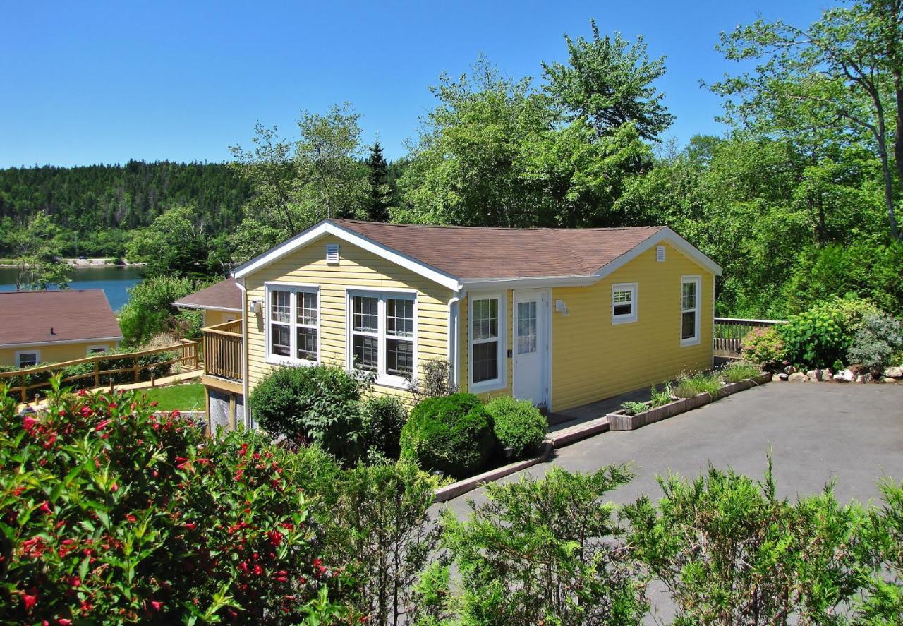 Larinda'S Landing Oceanfront Cottages Halifax Kültér fotó