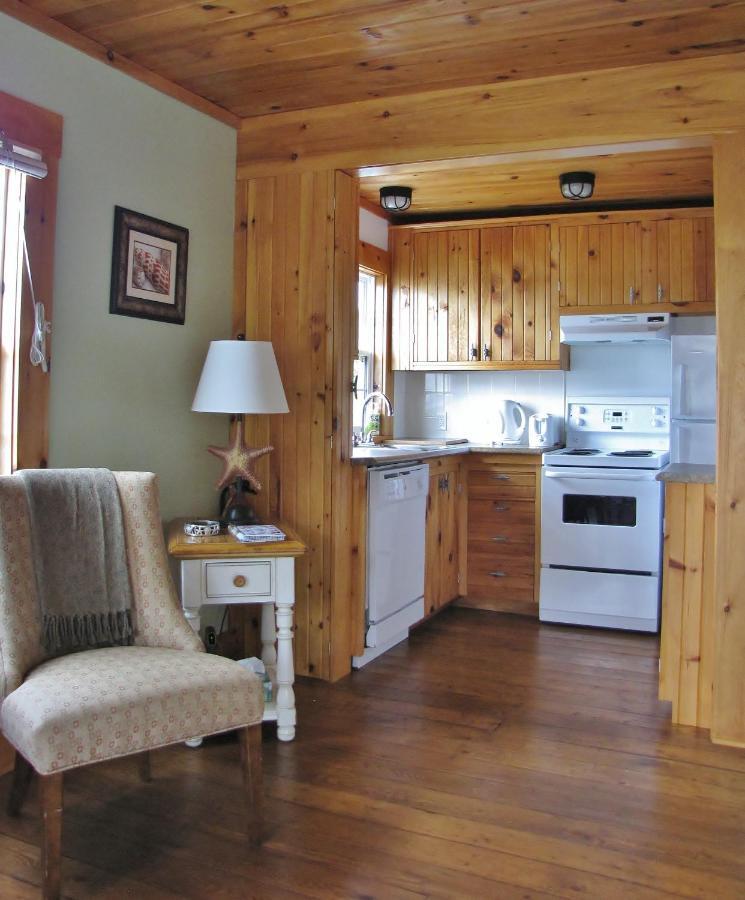 Larinda'S Landing Oceanfront Cottages Halifax Kültér fotó