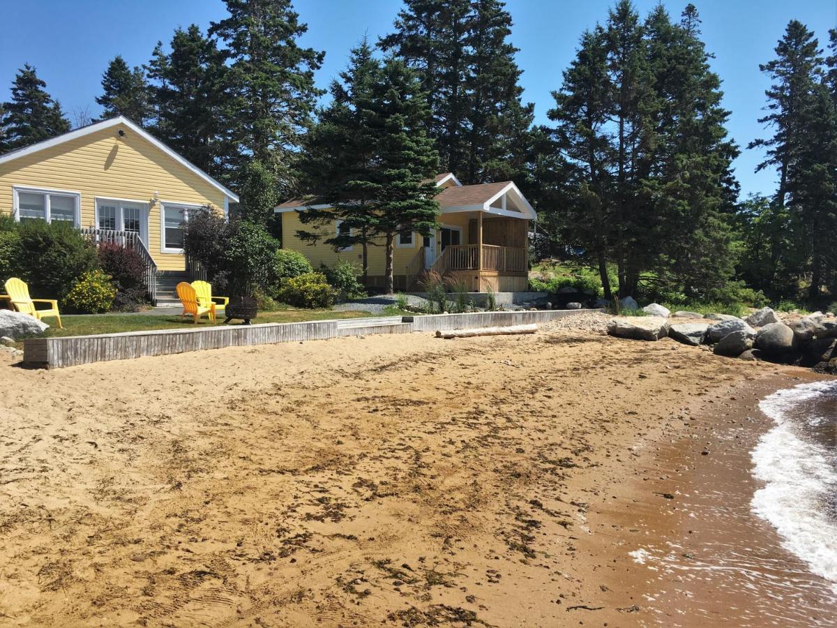 Larinda'S Landing Oceanfront Cottages Halifax Kültér fotó