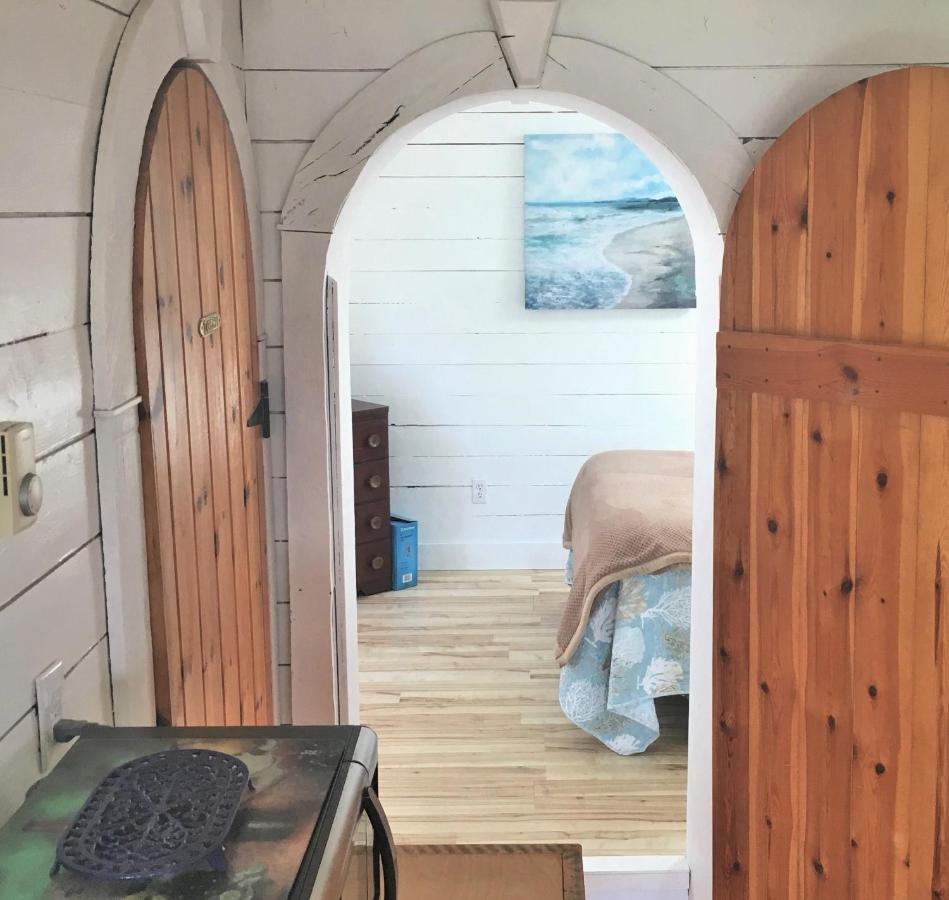 Larinda'S Landing Oceanfront Cottages Halifax Kültér fotó